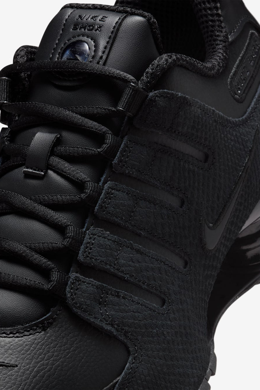 Nike - Shox NZ Sneaker - Black