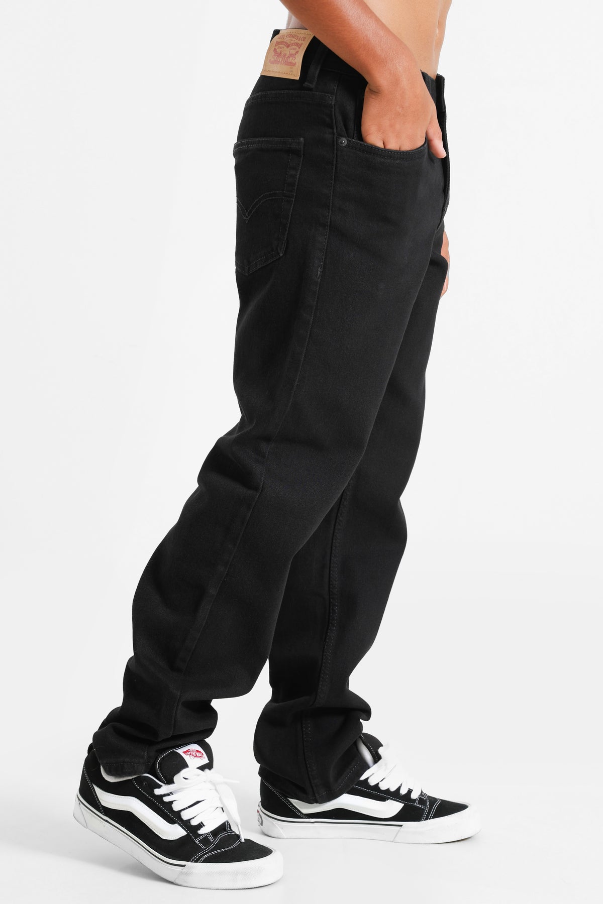 Stay Loose Taper Fit Jeans - Black