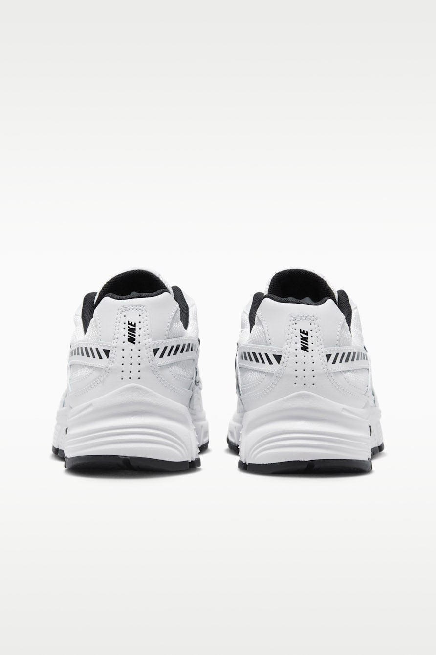 Sneakers Initiator - White + Metallic Silver