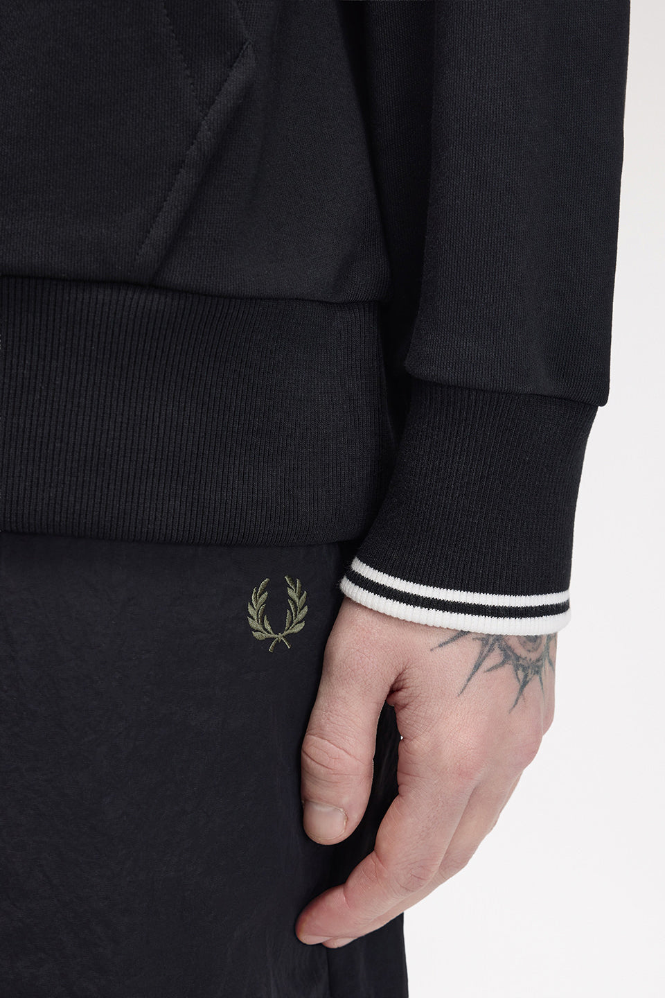 Felpa con cappuccio - Black