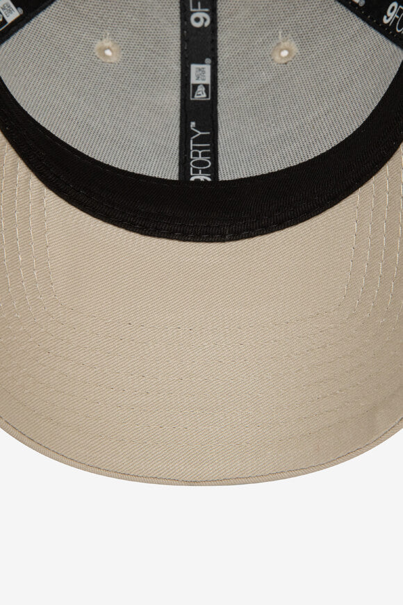 9Forty Cap / Strapback - Stone + Light Blue