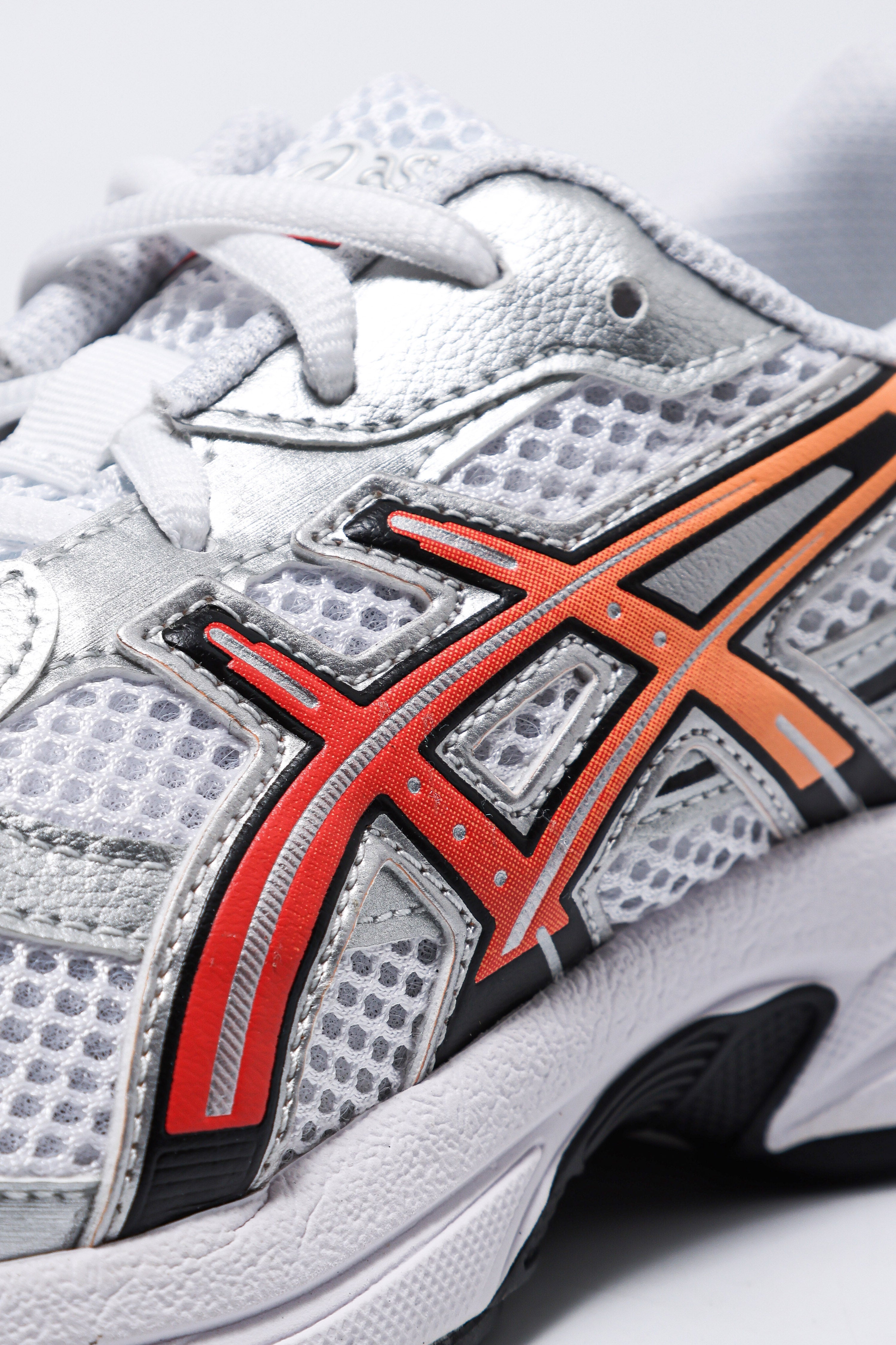 GEL-1130 Sneaker - White + Red Snapper