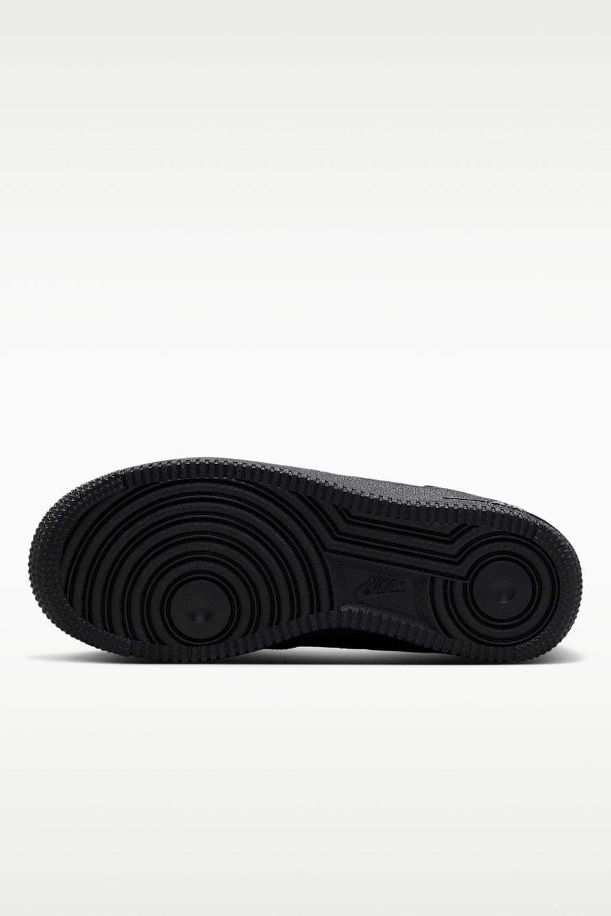 Air Force 1 LV8 sneakers