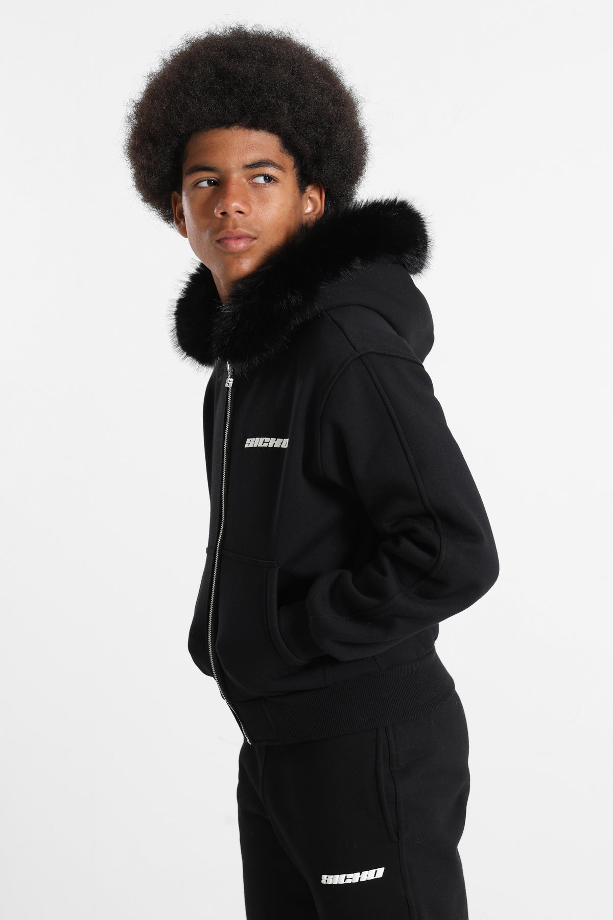 Kapuzensweatjacke - Schwarz + Weiss