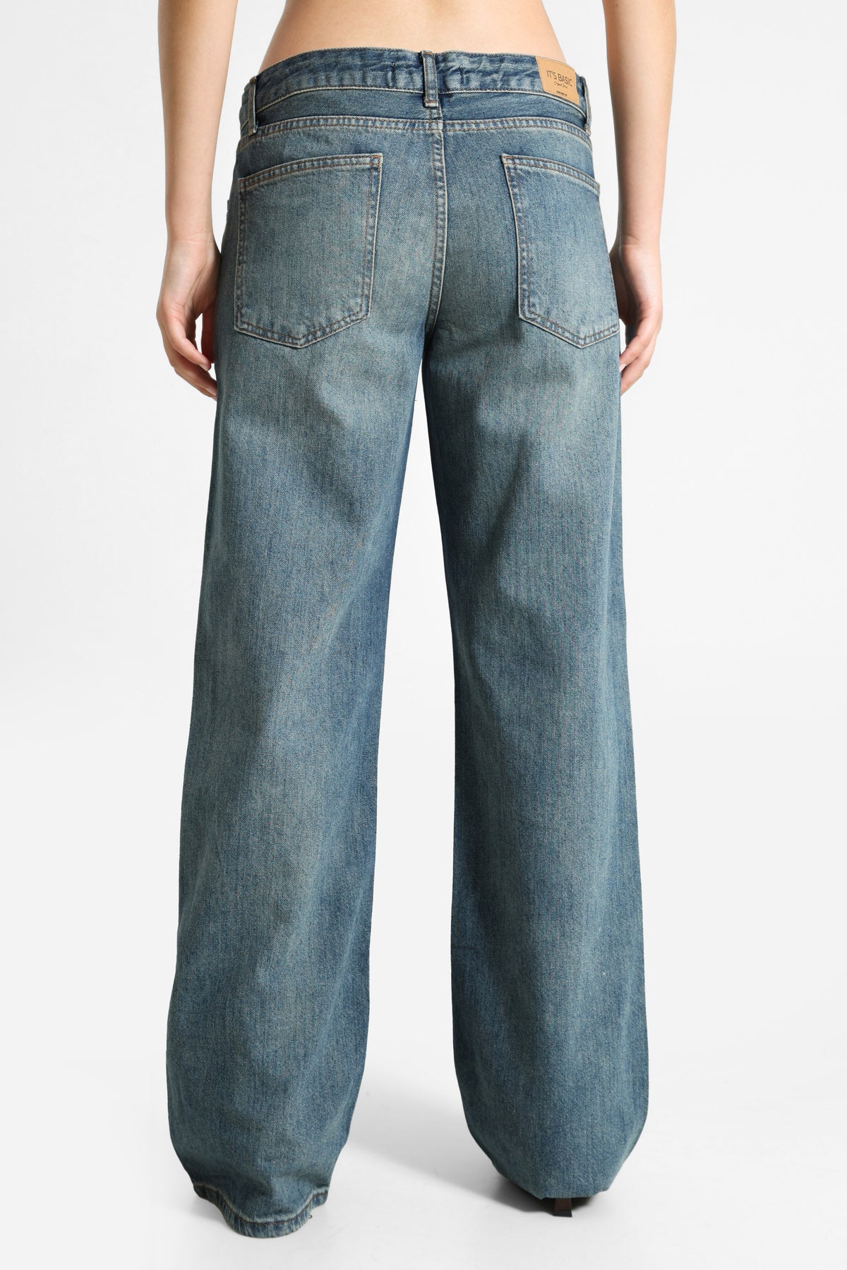 Wide Leg Jeans mit Nieten und Strass - Dark Blue Denim