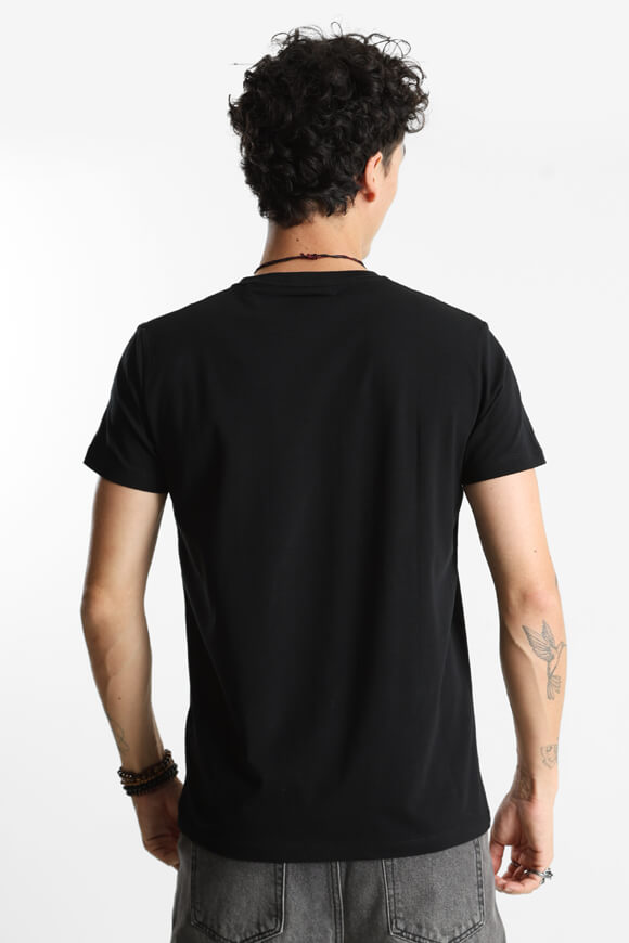 T-Shirt - Black
