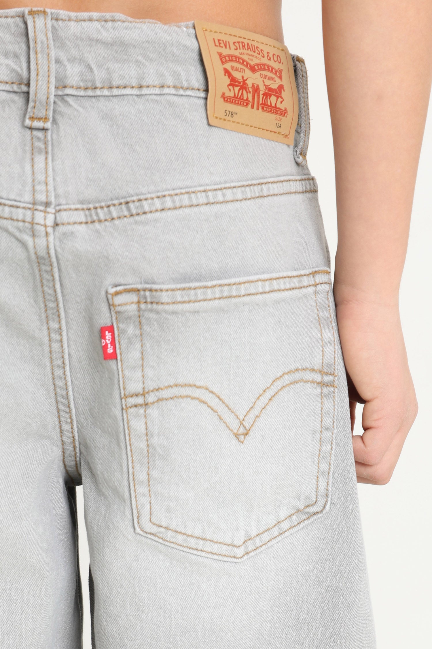Stay Baggy Taper Jeans - Light Grey