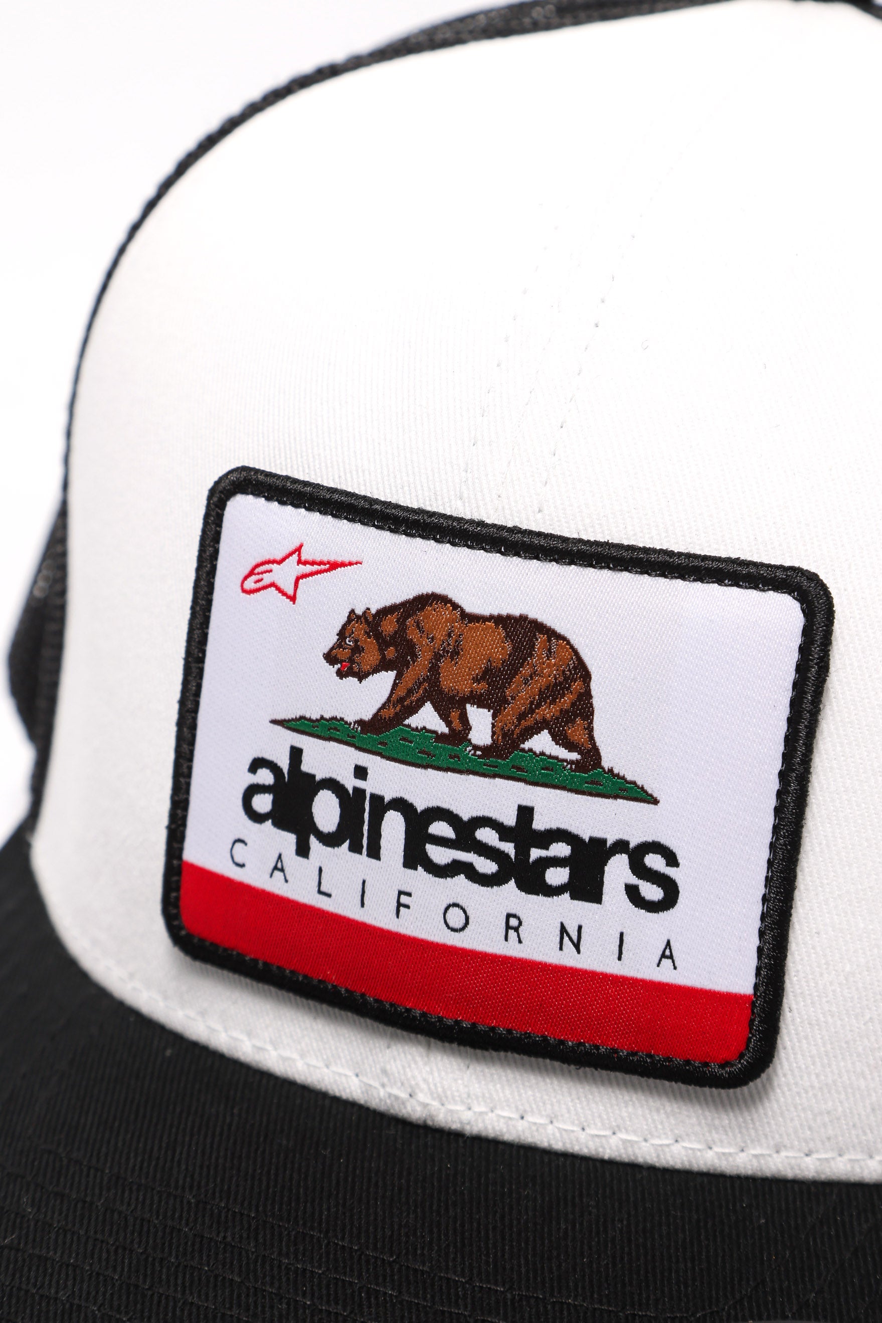 Trucker Cap / Snapback - White