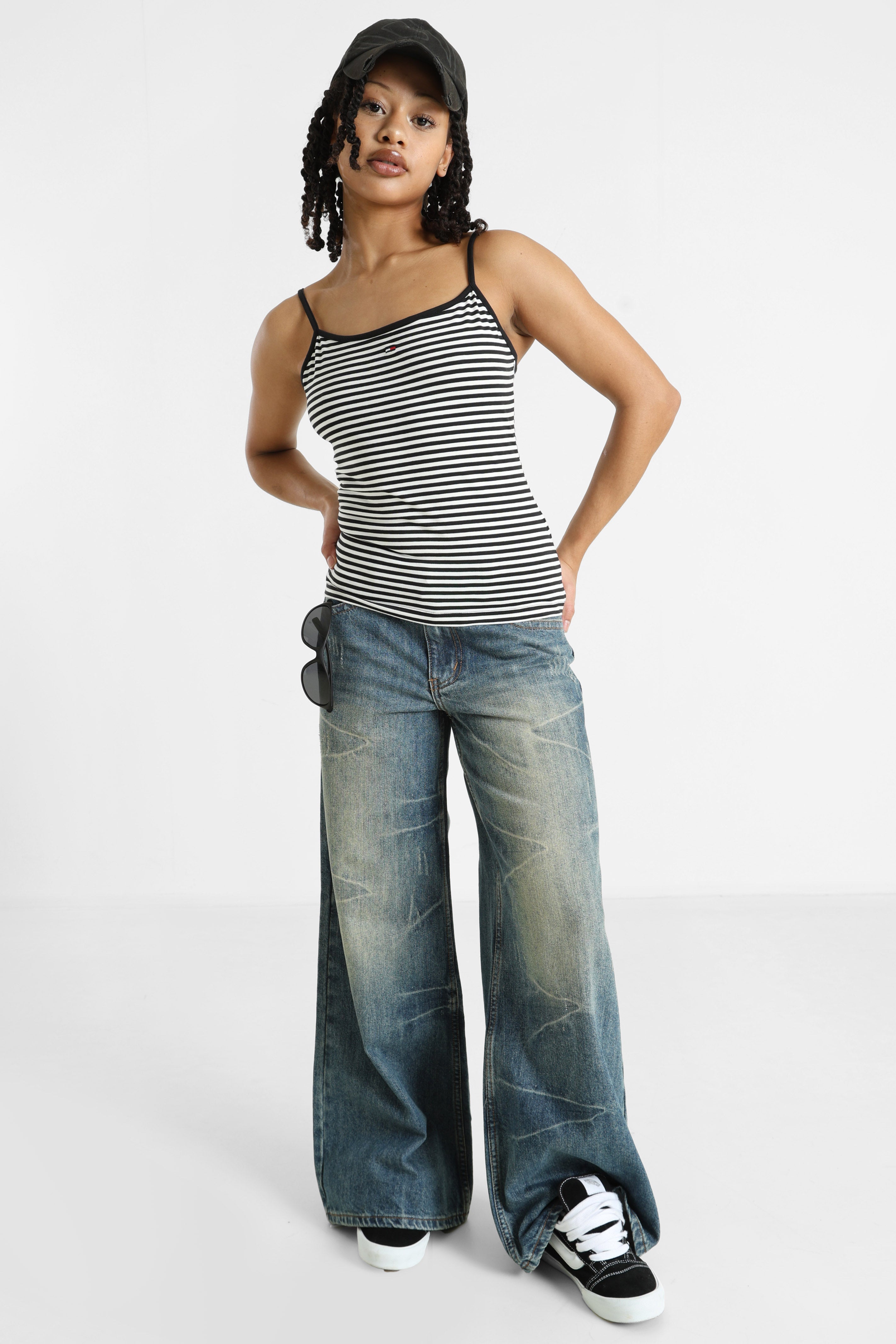 Trägertop - Black + White