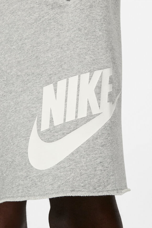 Club Alumni Sweatshorts - Grey Heather + White