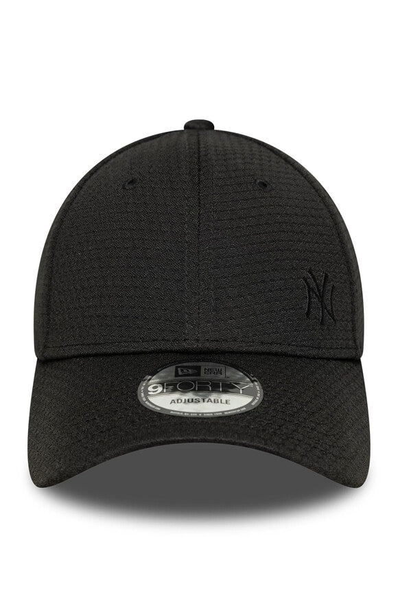Snapback cap - Black