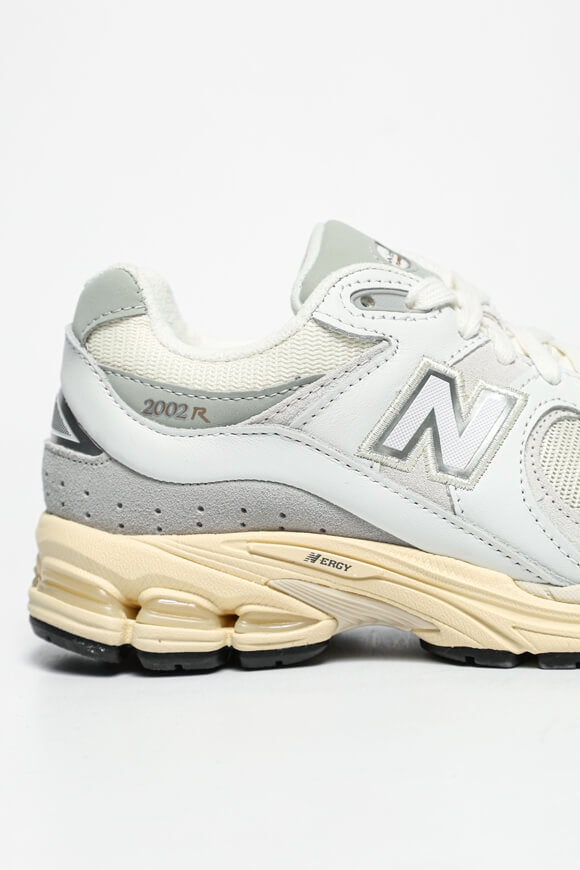 2002R Clean Vintag Sneaker - White