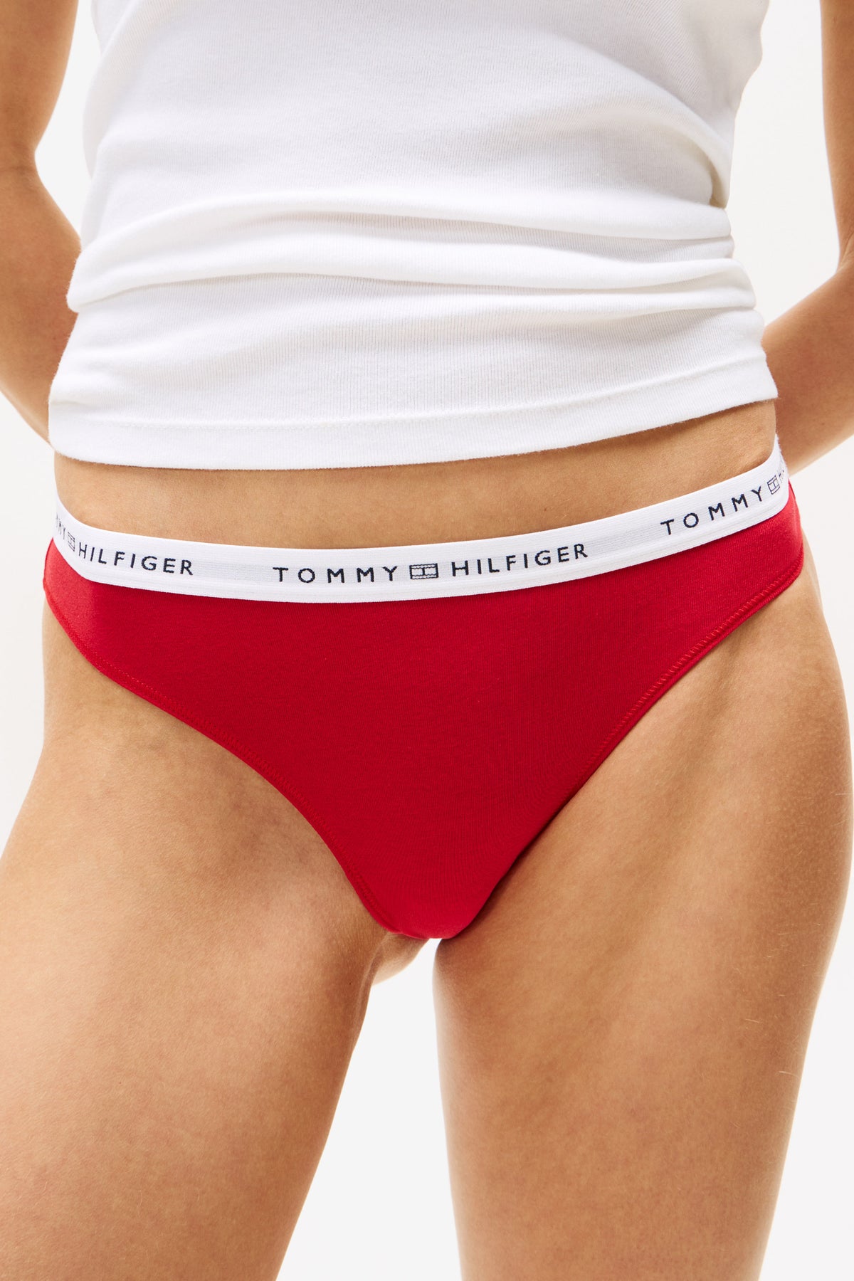 String - Red