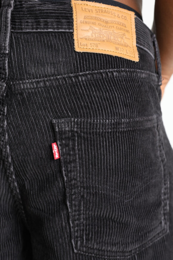 578™ Pantaloni di velluto a coste dalla vestibilità ampia L32 - Nero