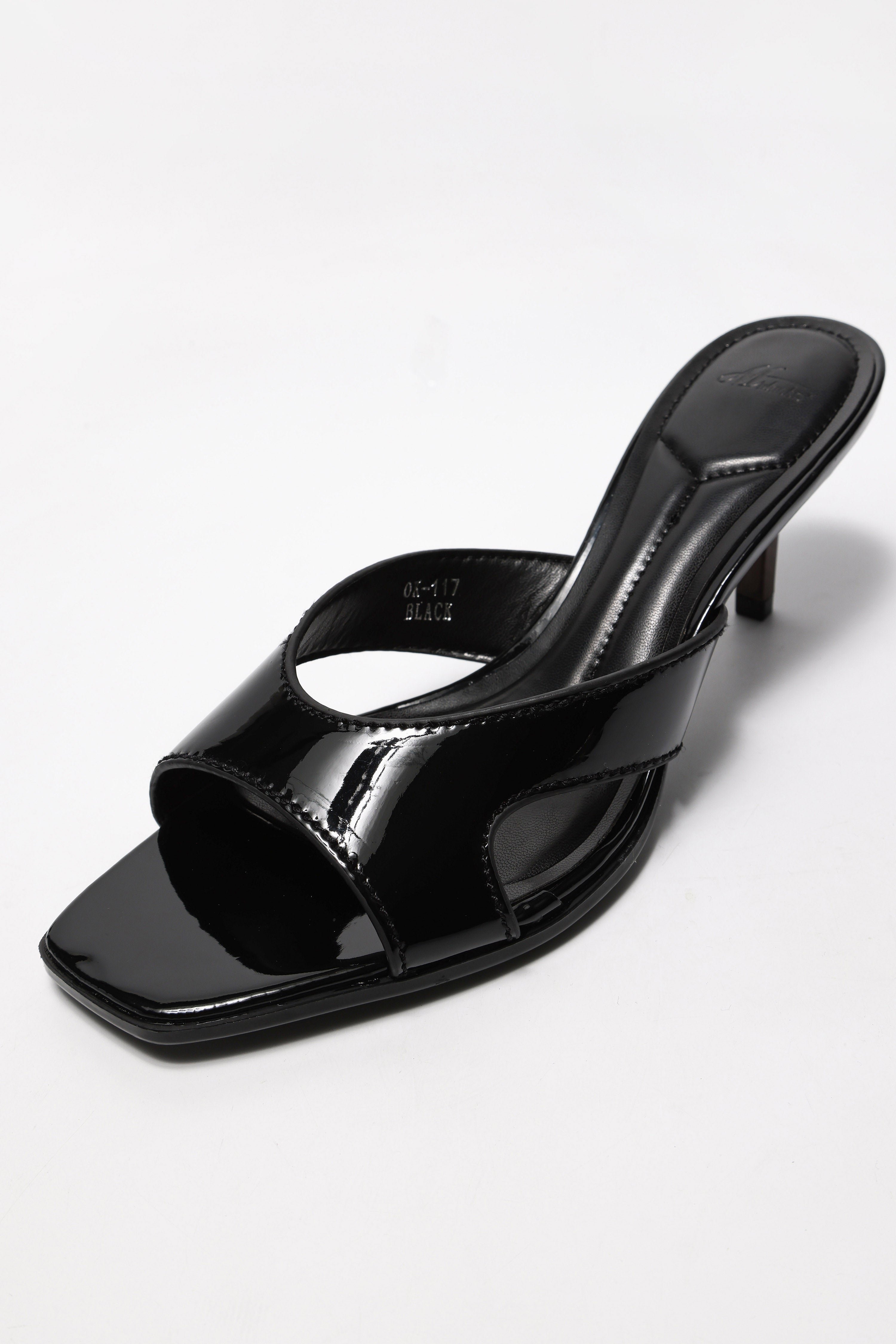 Patent leather mules - Black