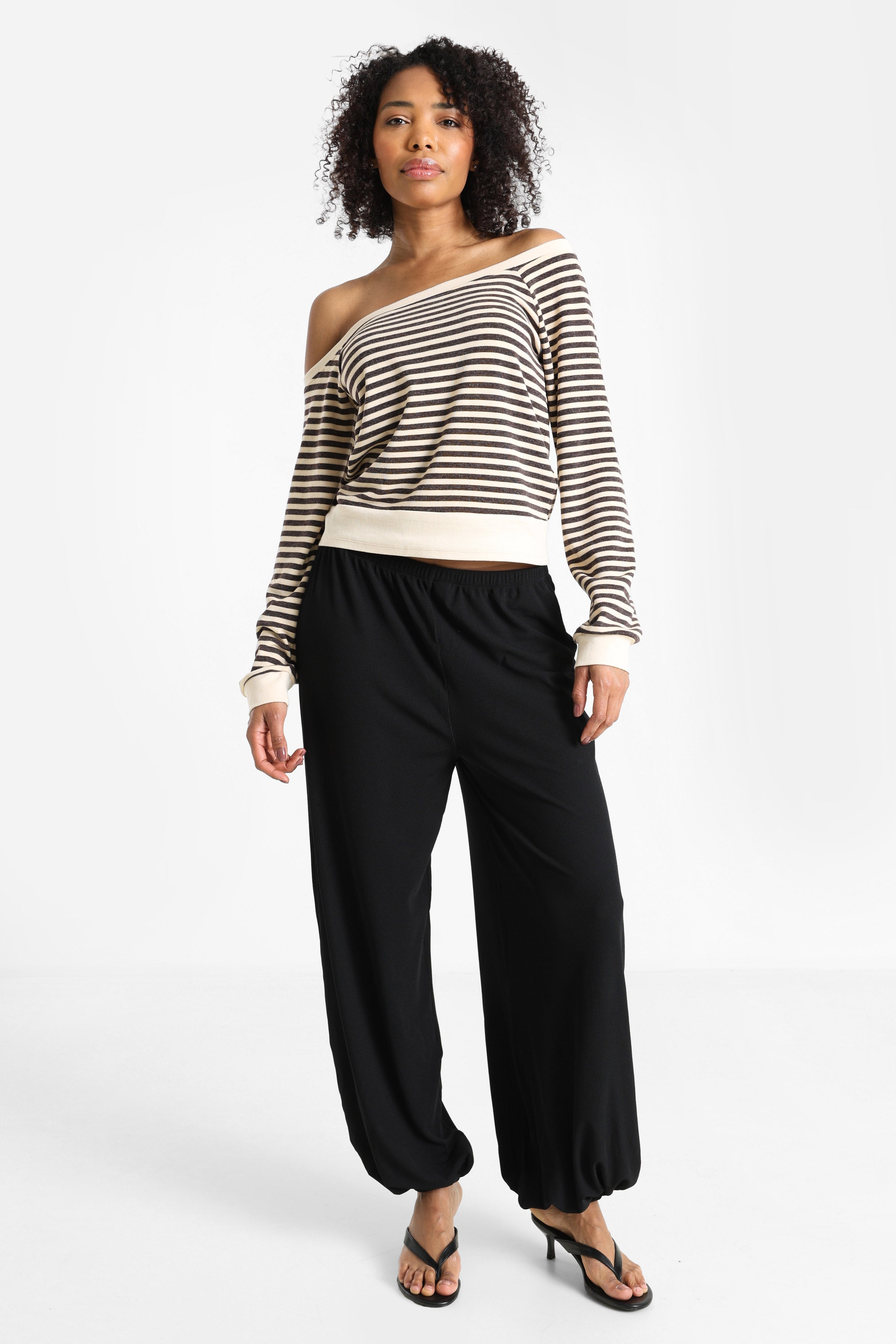 One Shoulder Langarmshirt - Braun + Beige