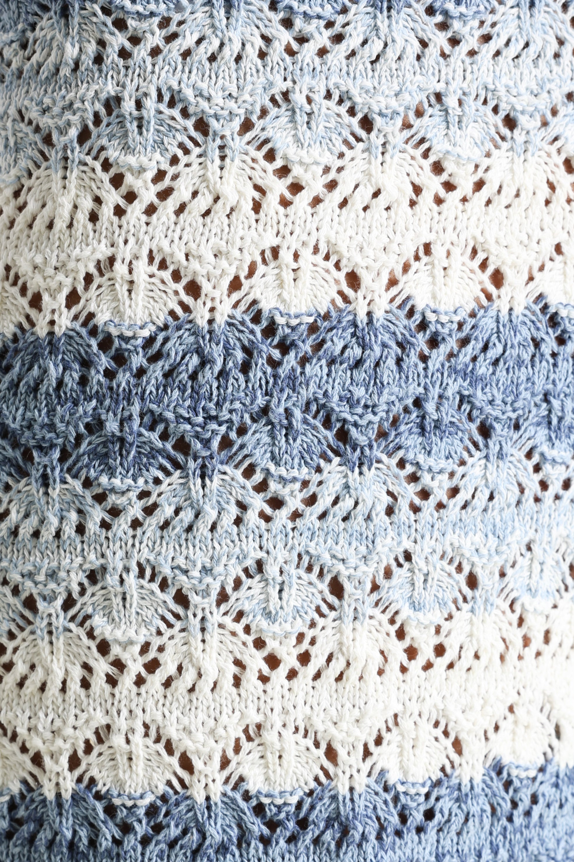 NMLAIKA pantaloni in crochet - Birch + Blue