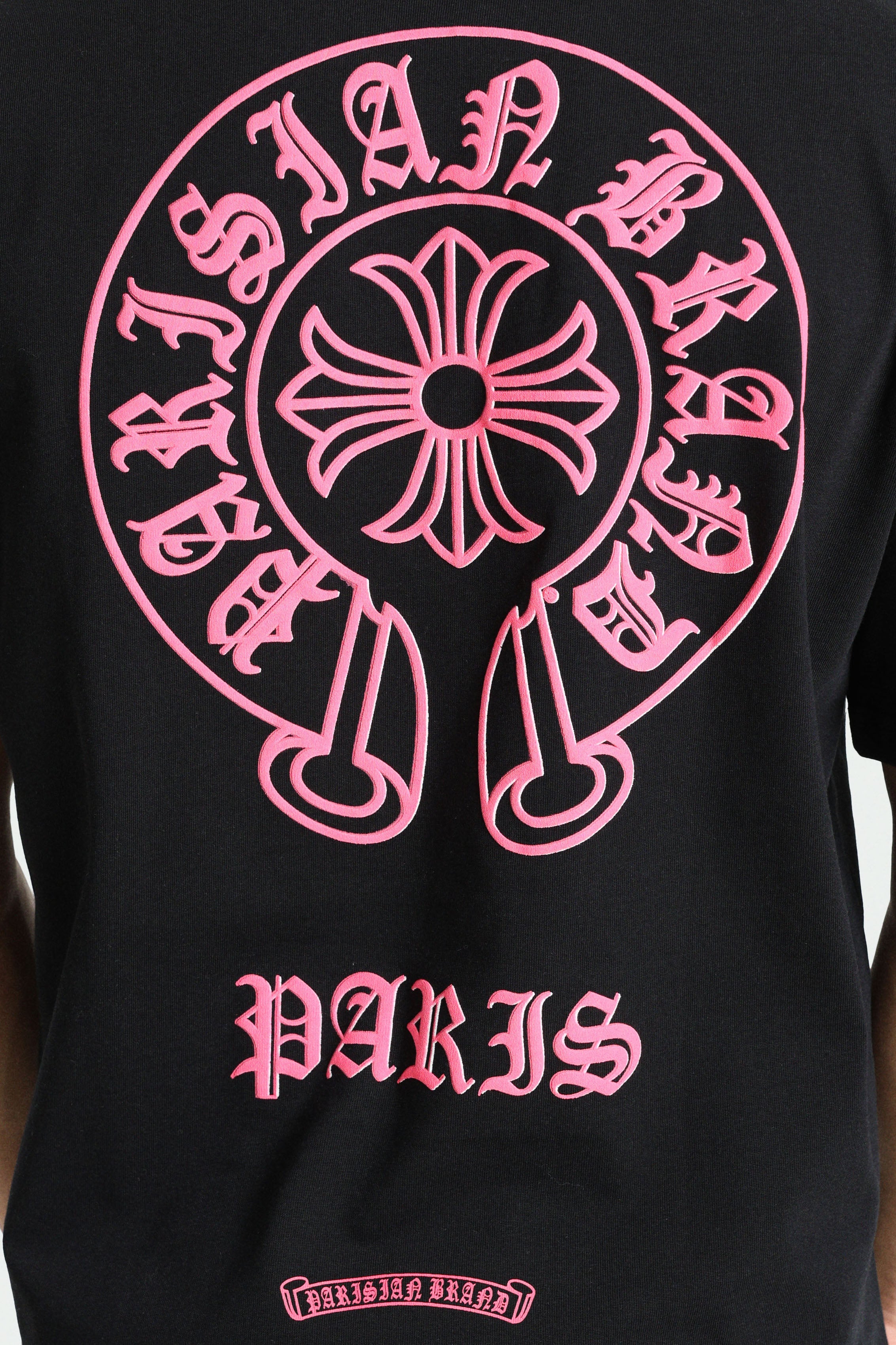 T-shirt - Black + Pink