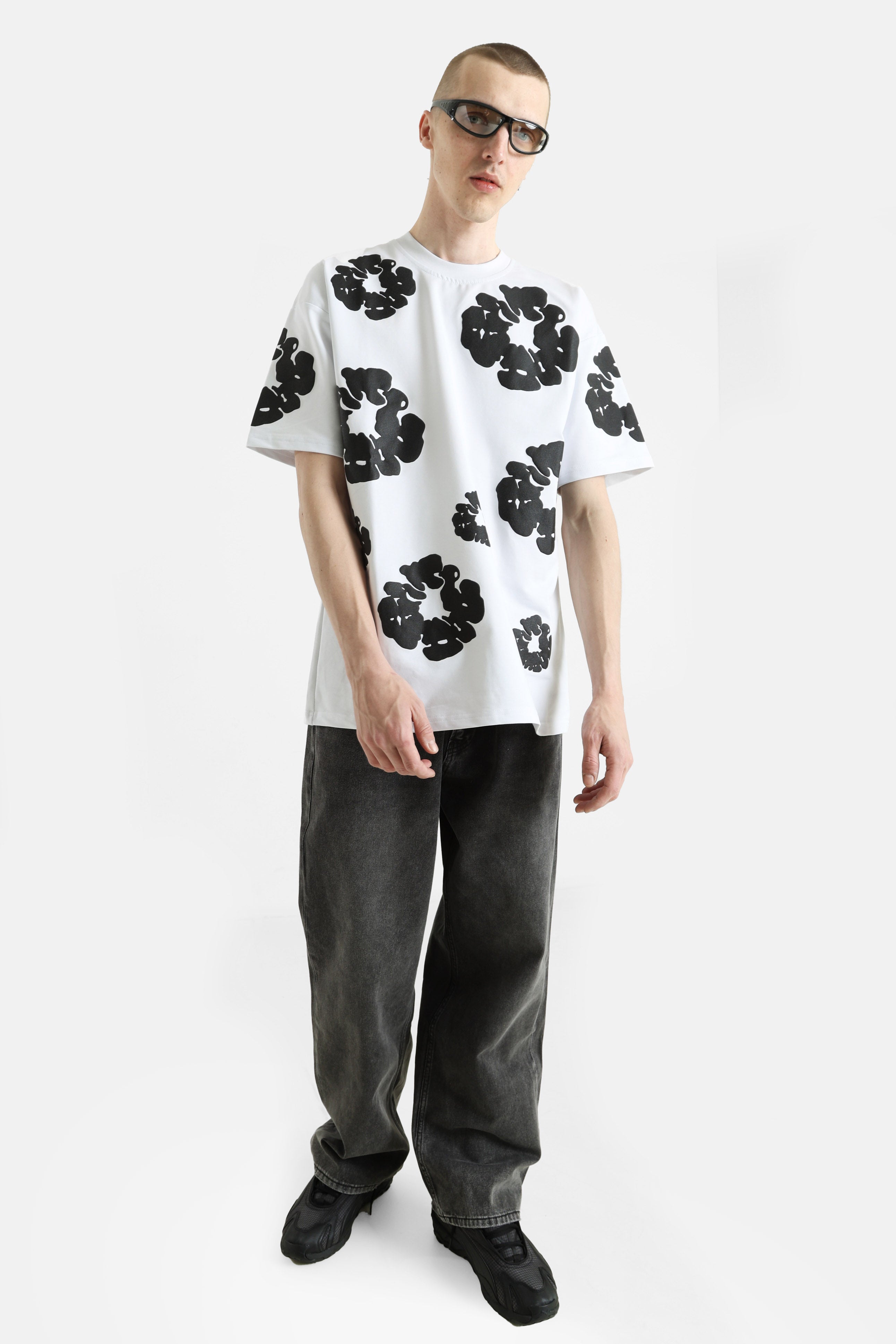 T-Shirt - White + Black