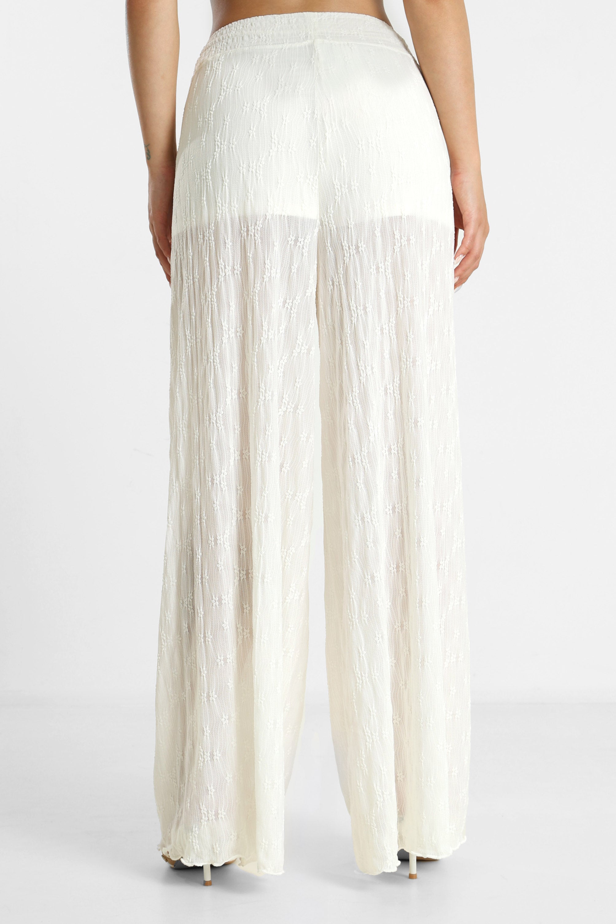 Wide Leg Spitzenhose
