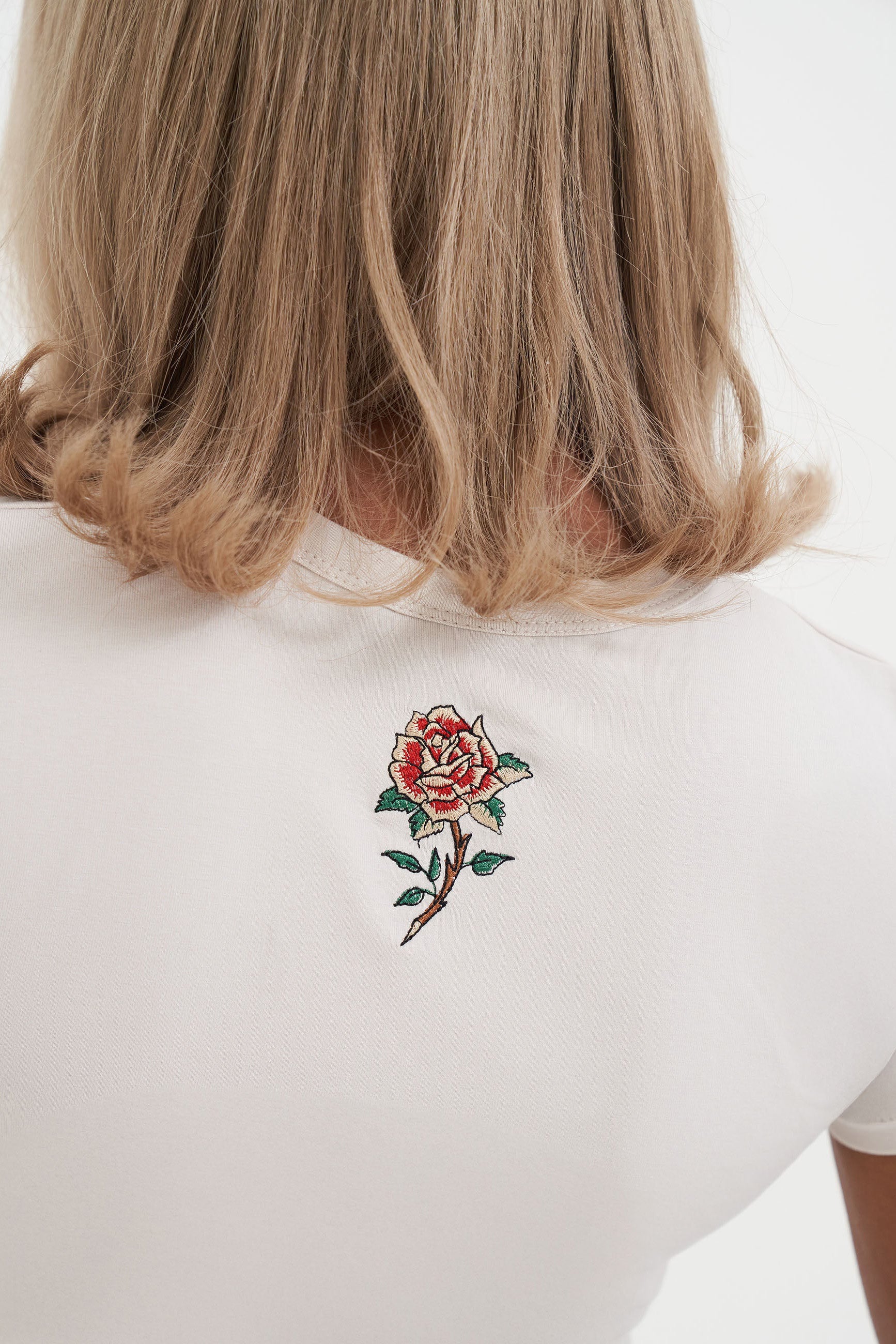 Maglietta con crop - Beige chiaro