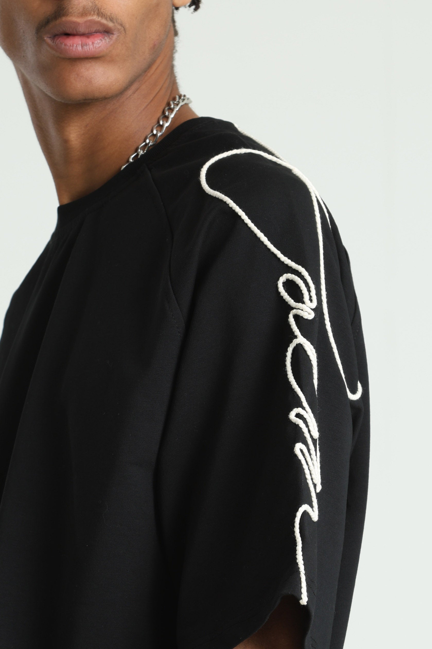 T-Shirt - Black + Offwhite