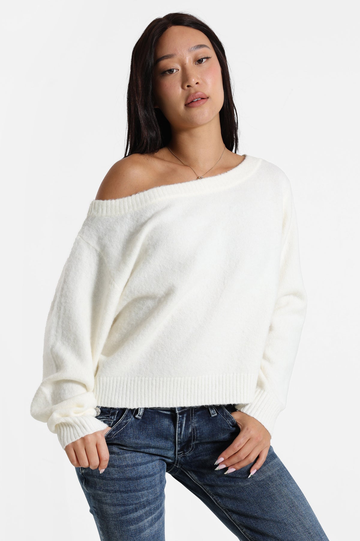 Off-shoulder knitted sweater - Offwhite