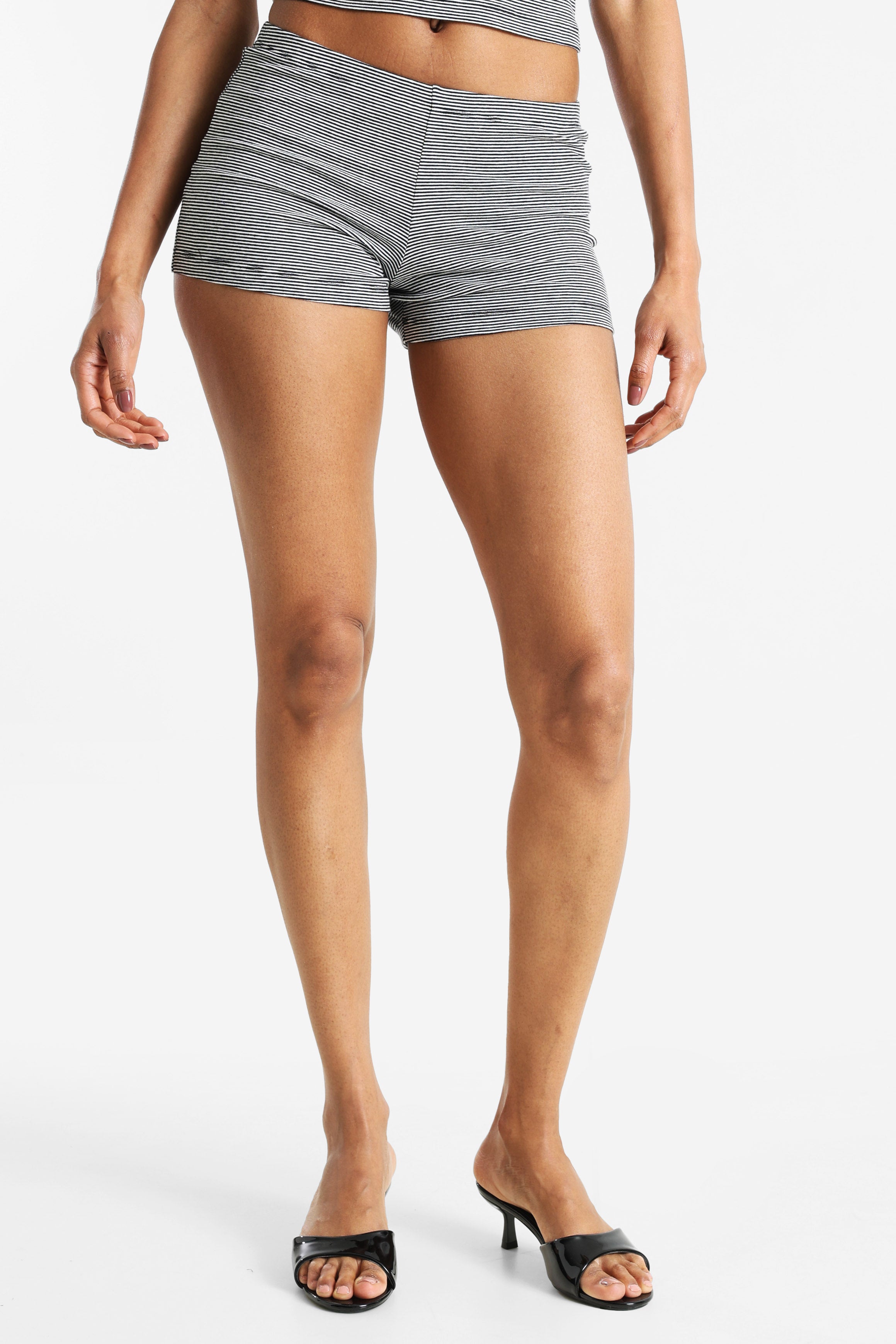 Stoffshorts - Schwarz + Offwhite