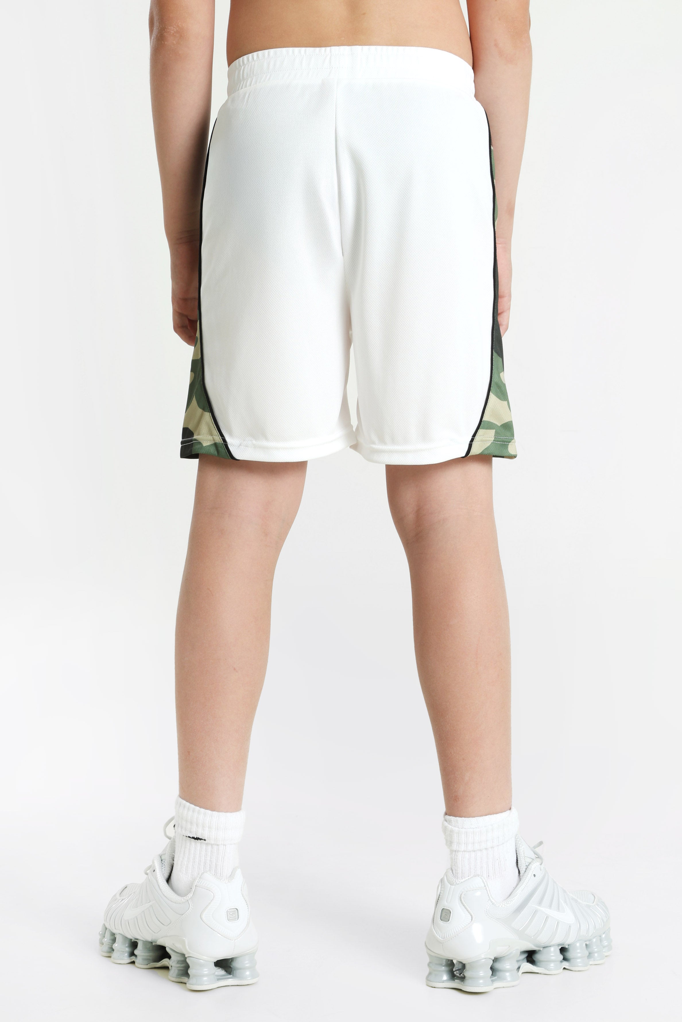 Mesh Shorts - Weiss + Grün Camouflage
