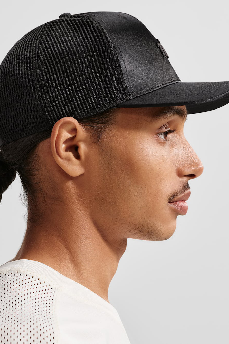 Satin Trucker Cap / Snapback - Black