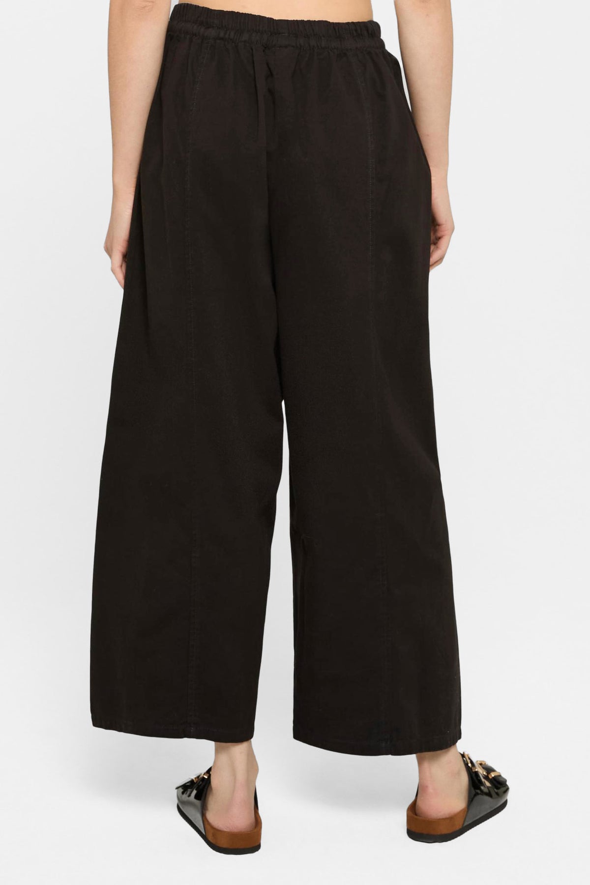 Barrel Fit Stoffhose - Black