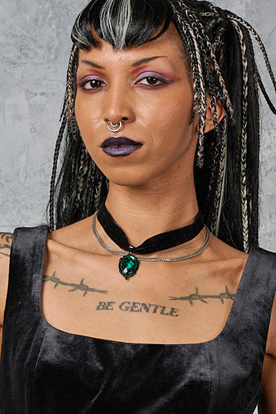 Sanctum Samt Choker