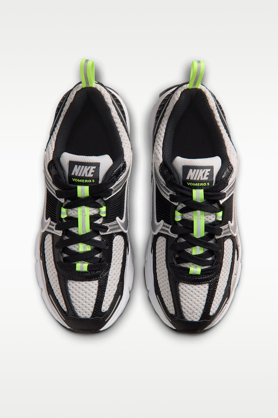 Vomero 5 Sneaker - Black + Metallic Silver