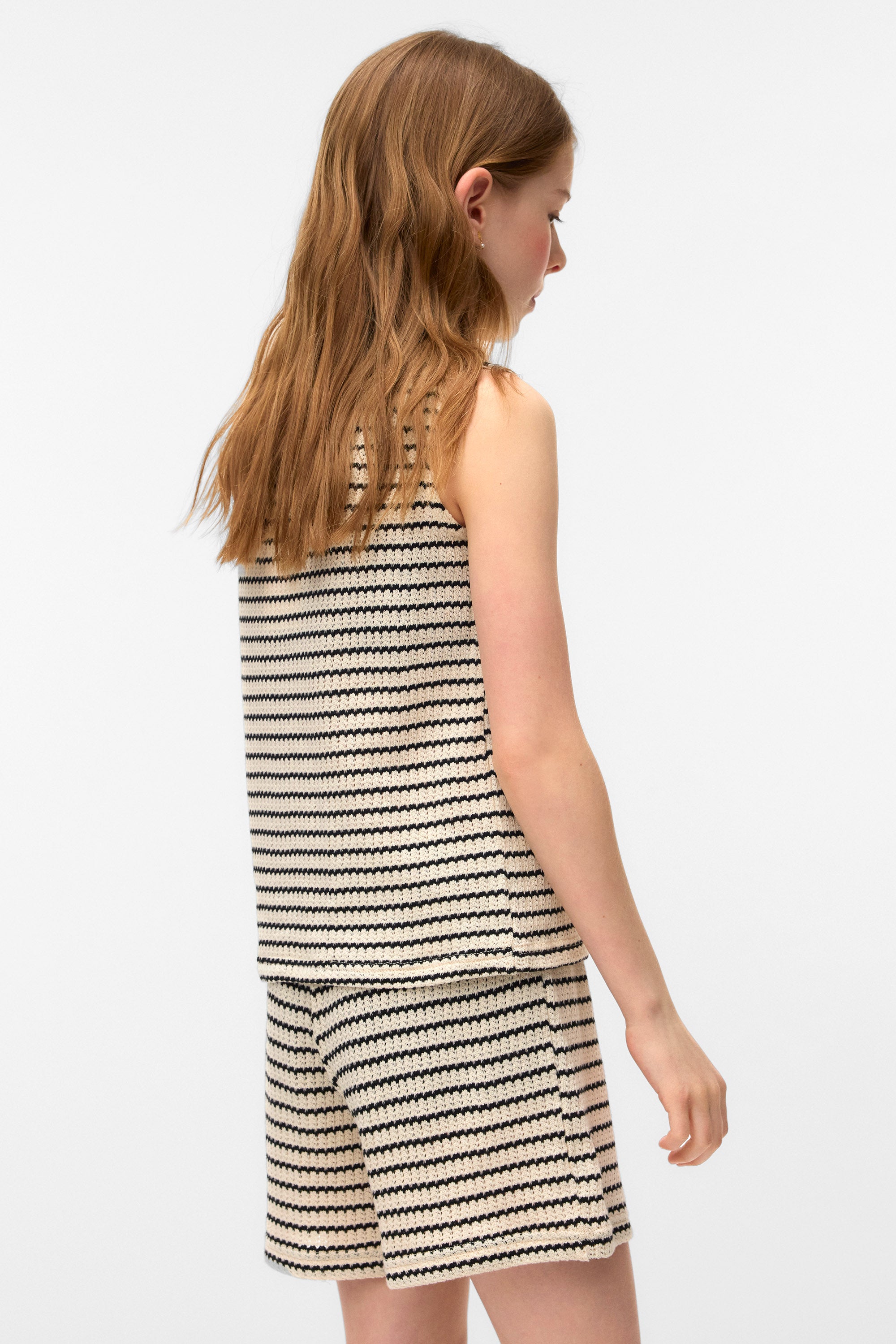 VMOHIA Häkel Top - Birch + Black