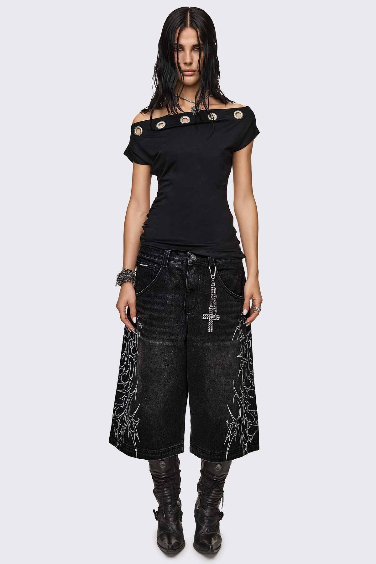 Zadie Eyelet t-shirt off shoulder avec rivets - Black
