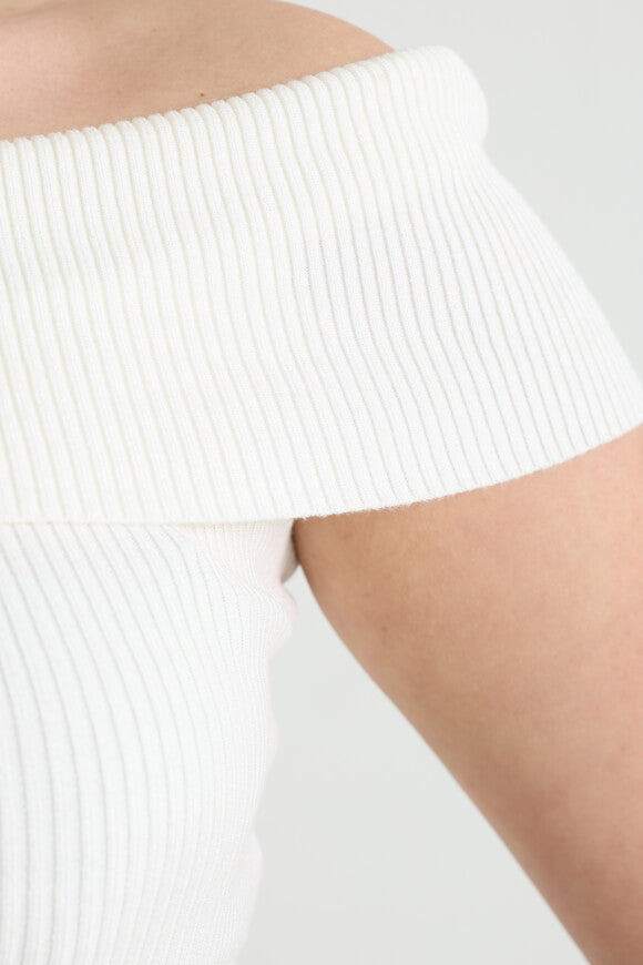 Ribbed off-shoulder crop knit top - ecru