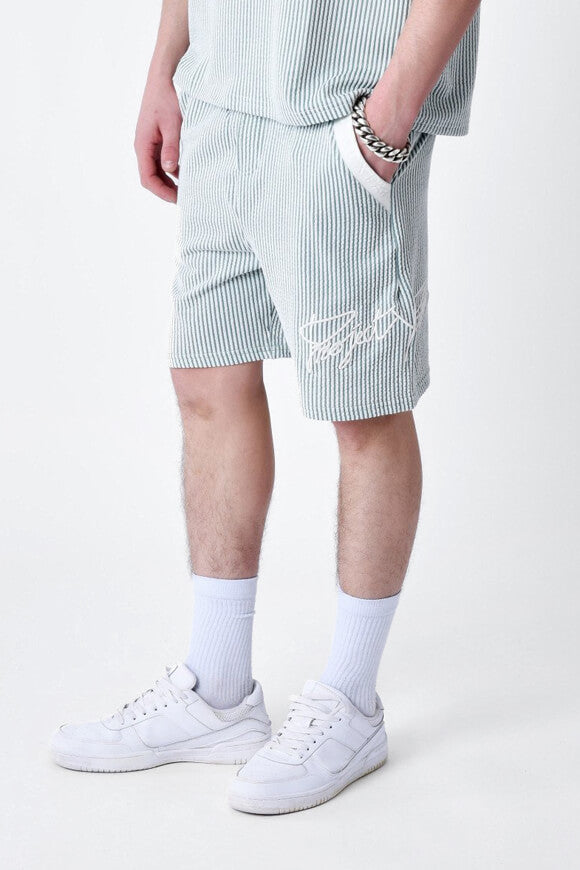 Shorts mit Strukturstoff - Green + Offwhite