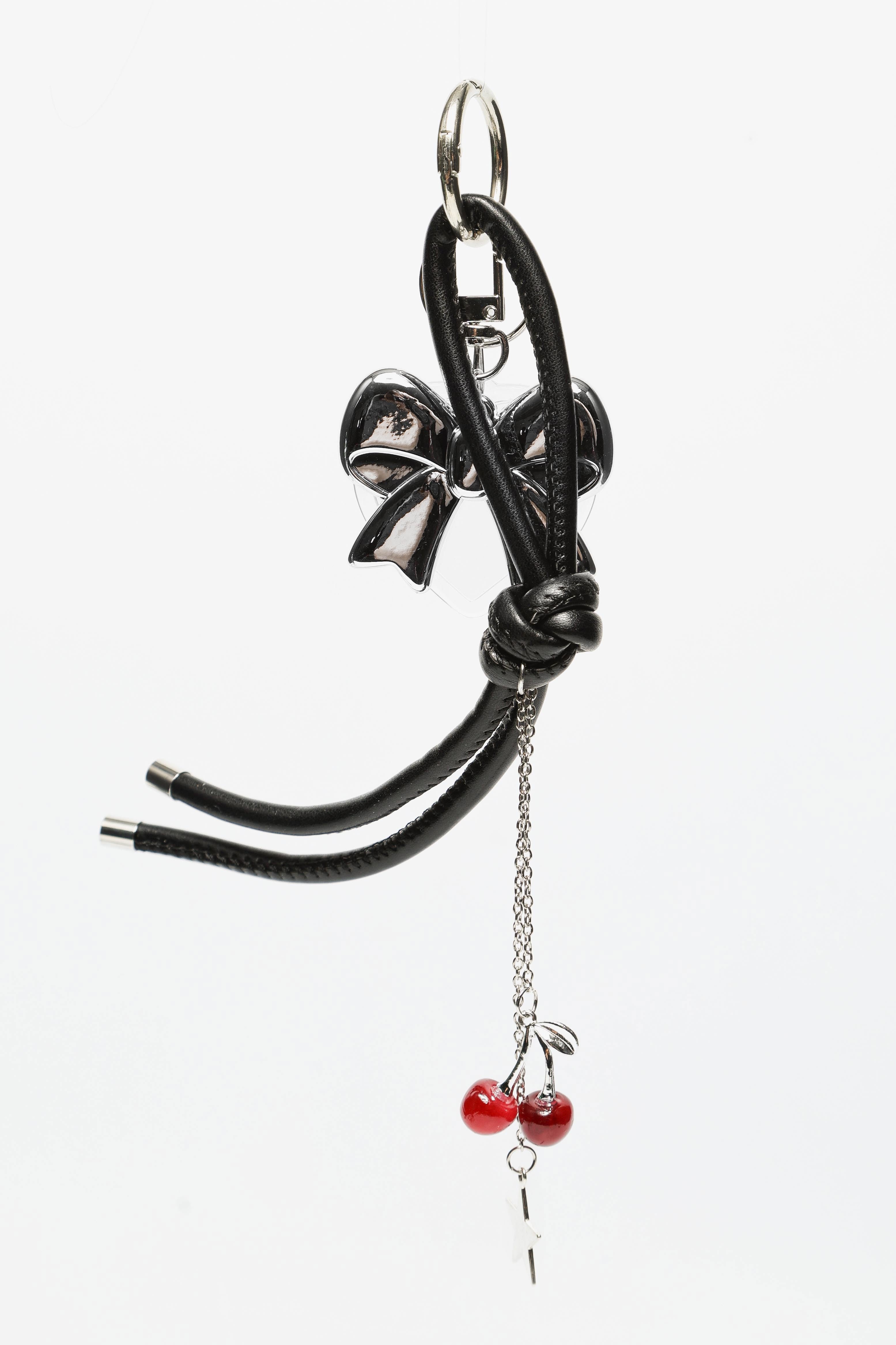 Key ring - Silver + Black