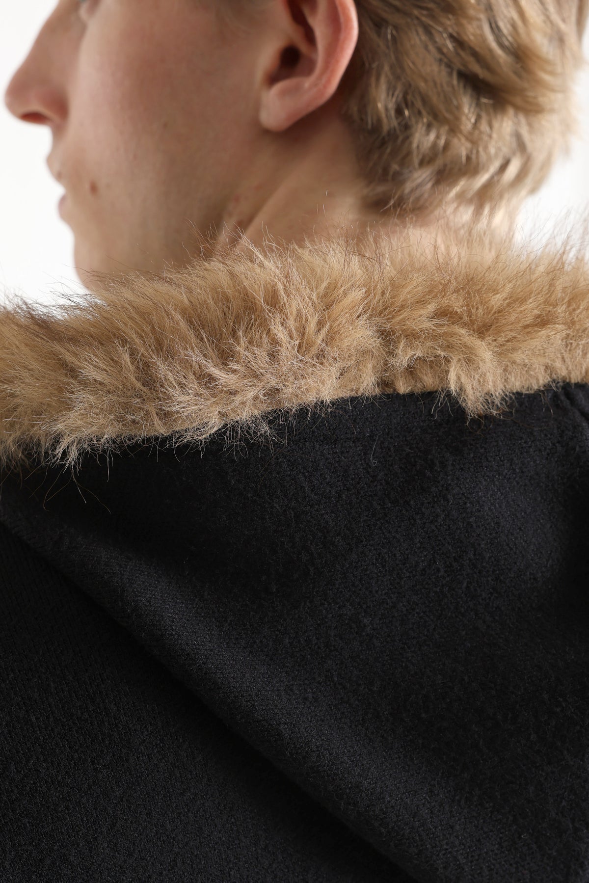 Strickjacke - Schwarz
