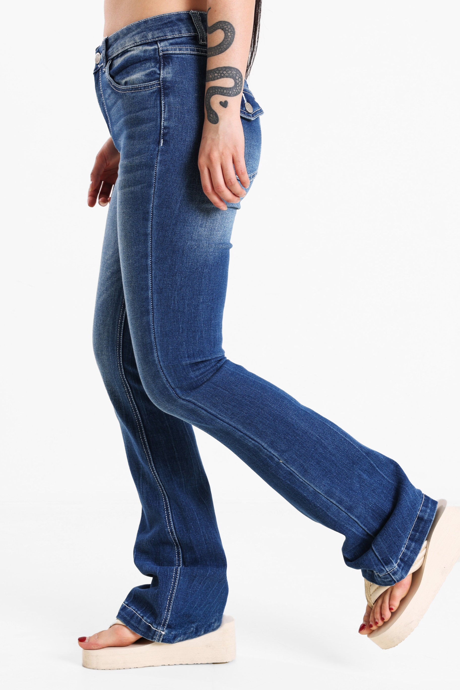 Flare Jeans - Dunkelblau Gewaschen