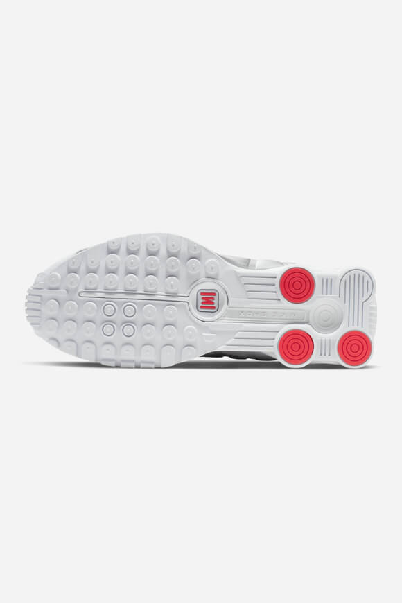 Shox R4 Sneaker - White + Metallic Silver