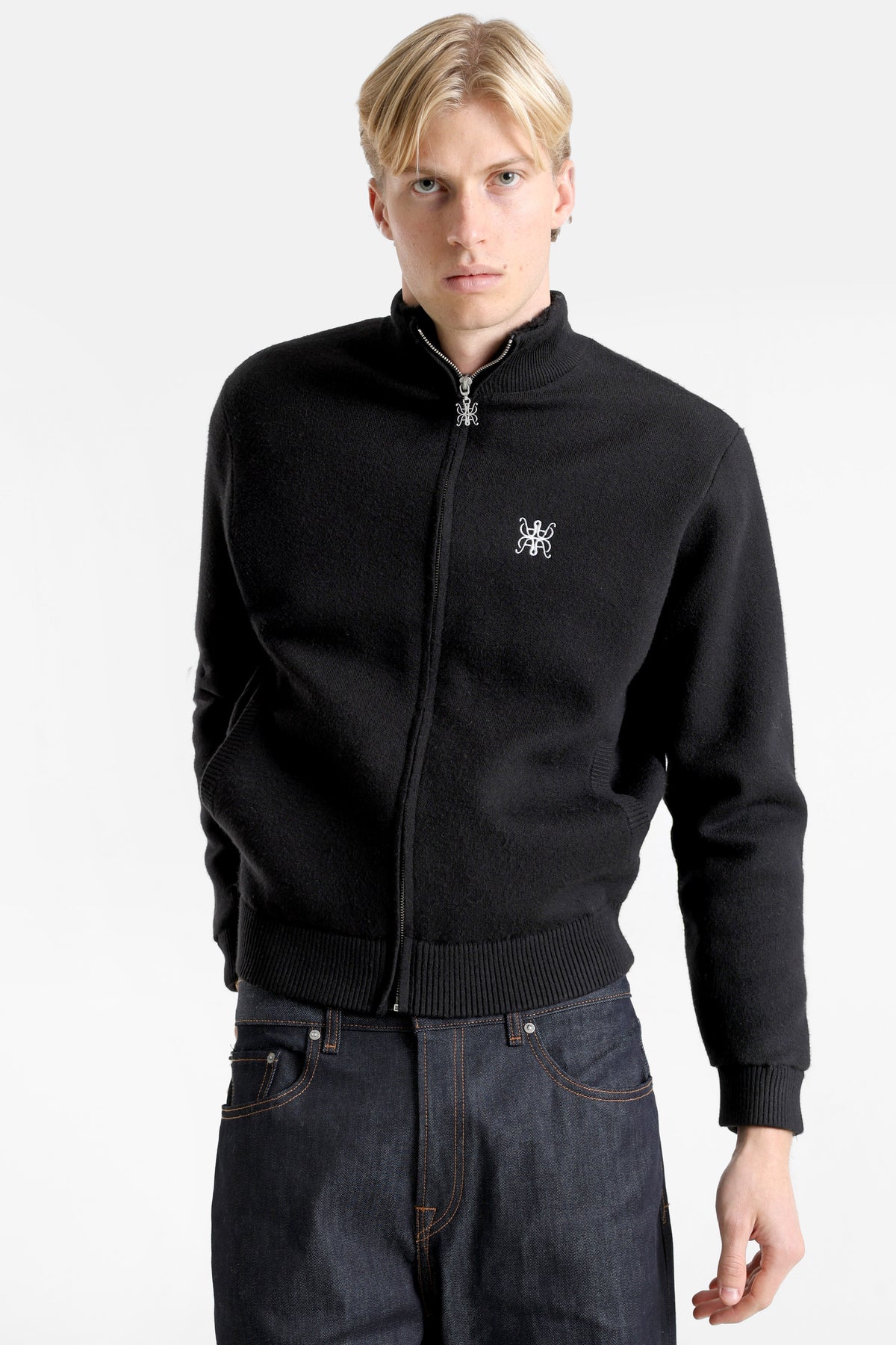 Gefütterte Strickjacke - Schwarz