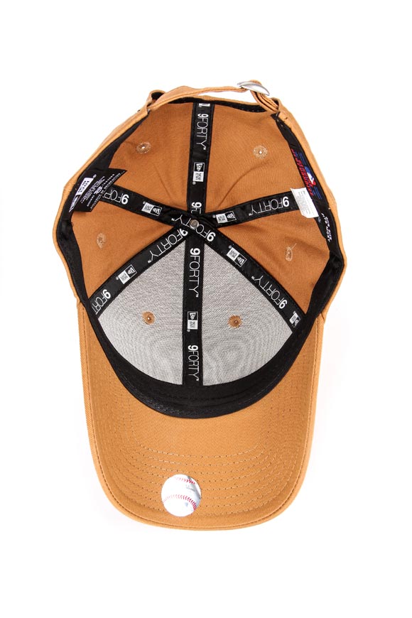 9Forty Cap / Strapback - Hellbraun + Weiss