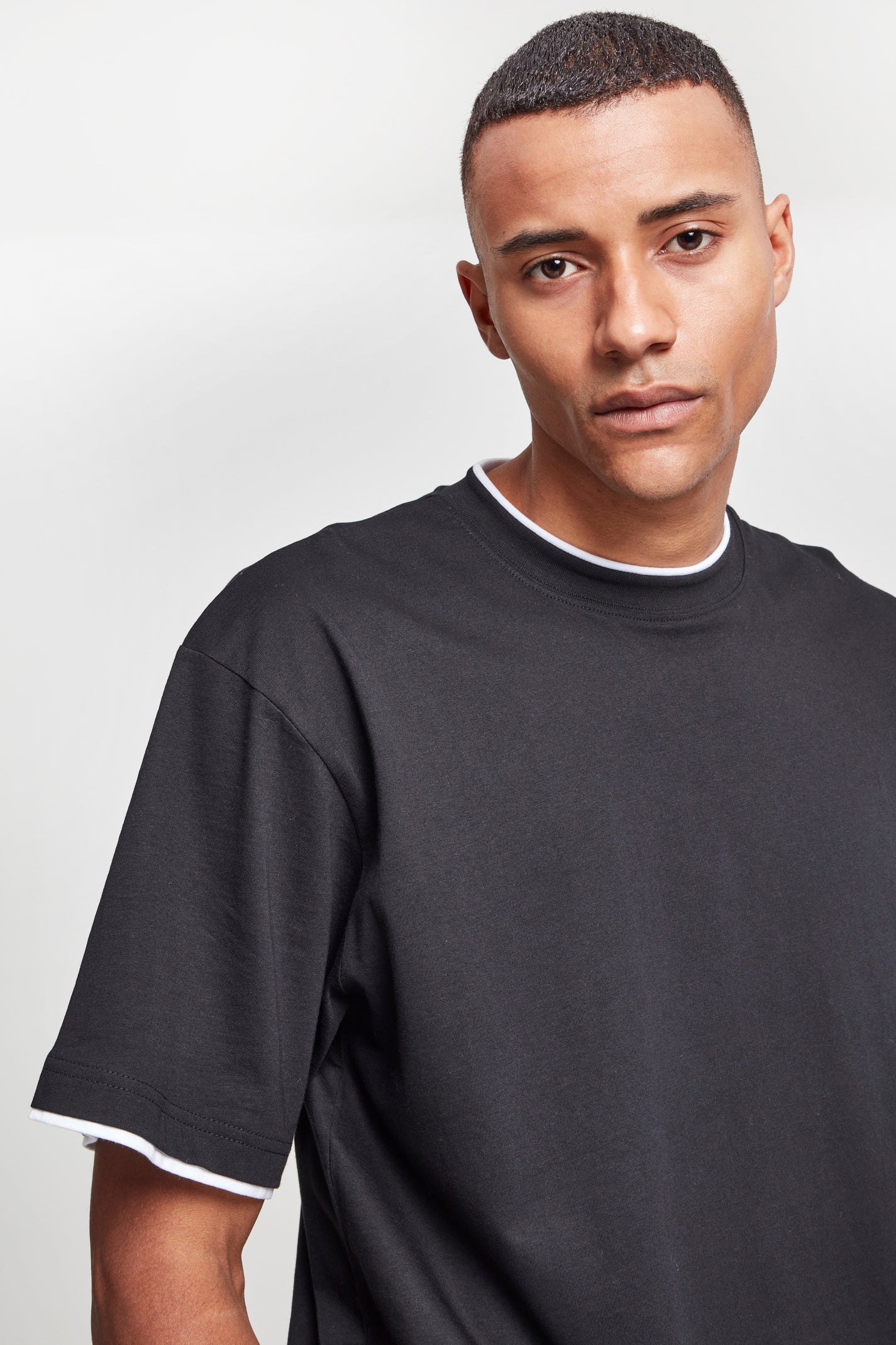 T-Shirt - Schwarz + Weiss