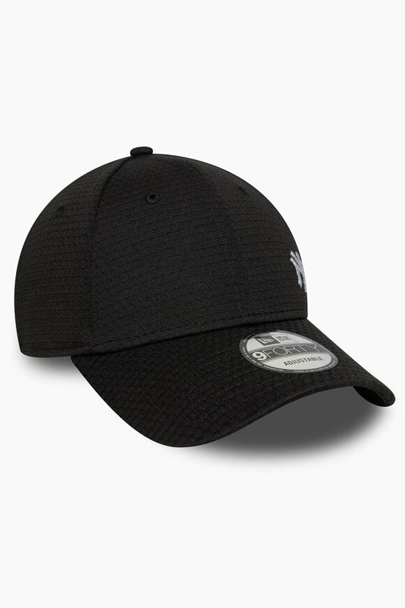 Snapback cap - Black