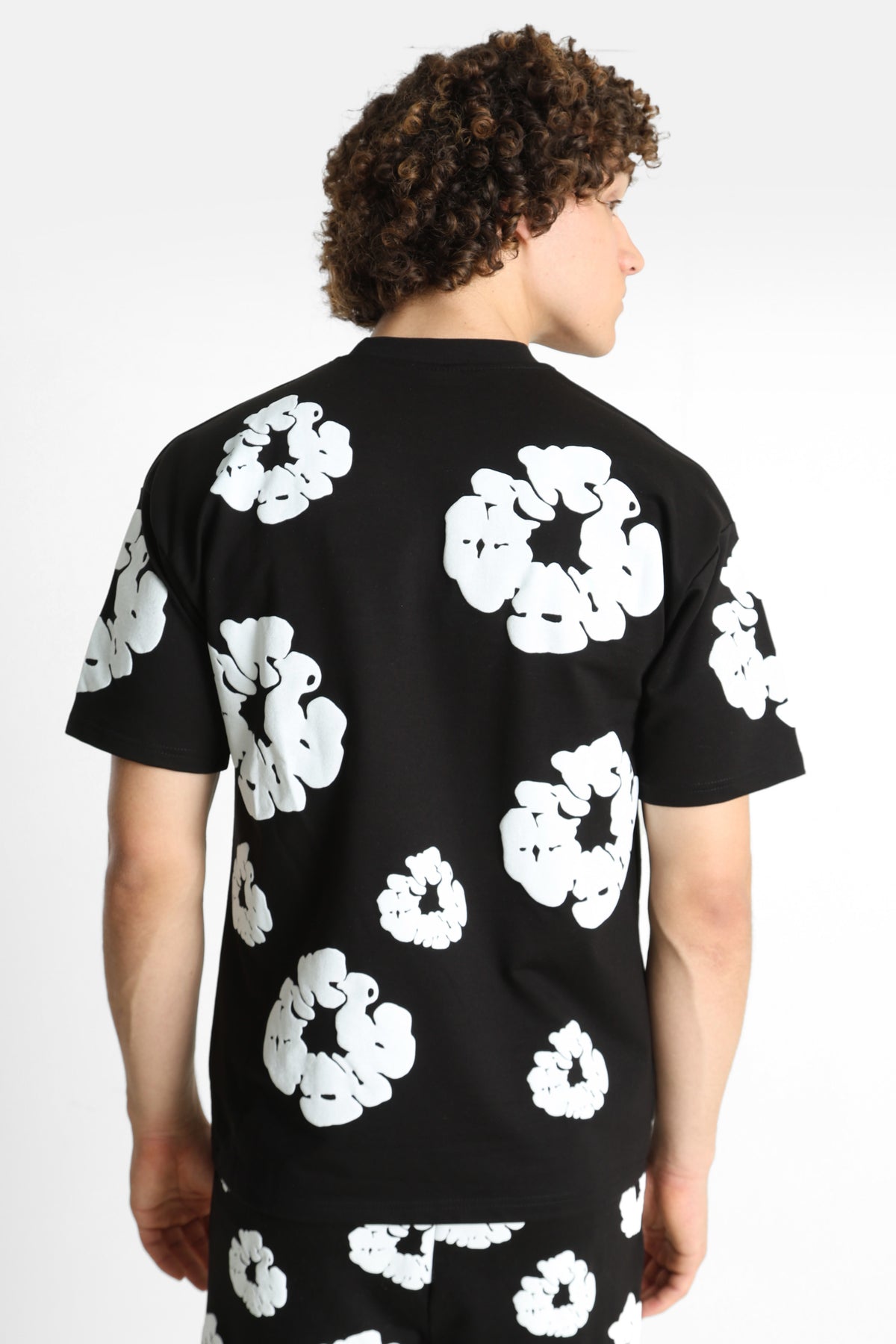 T-Shirt - Black