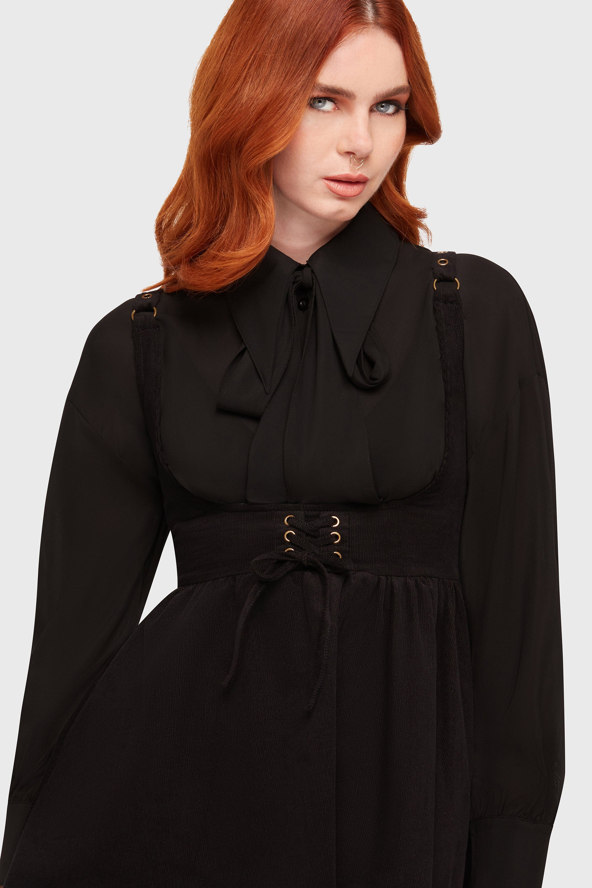 Juniper's Ballad Latzrock - Black