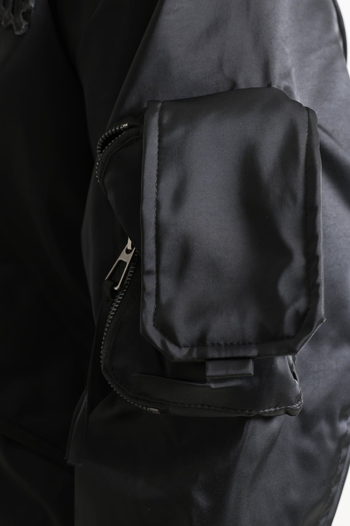 Wattierte Bomberjacke - Black
