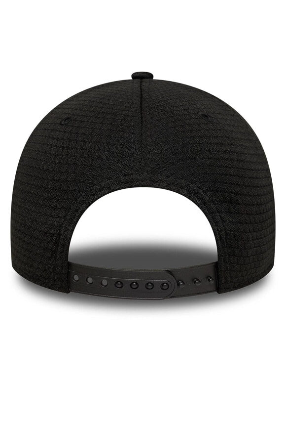 Snapback cap - Black