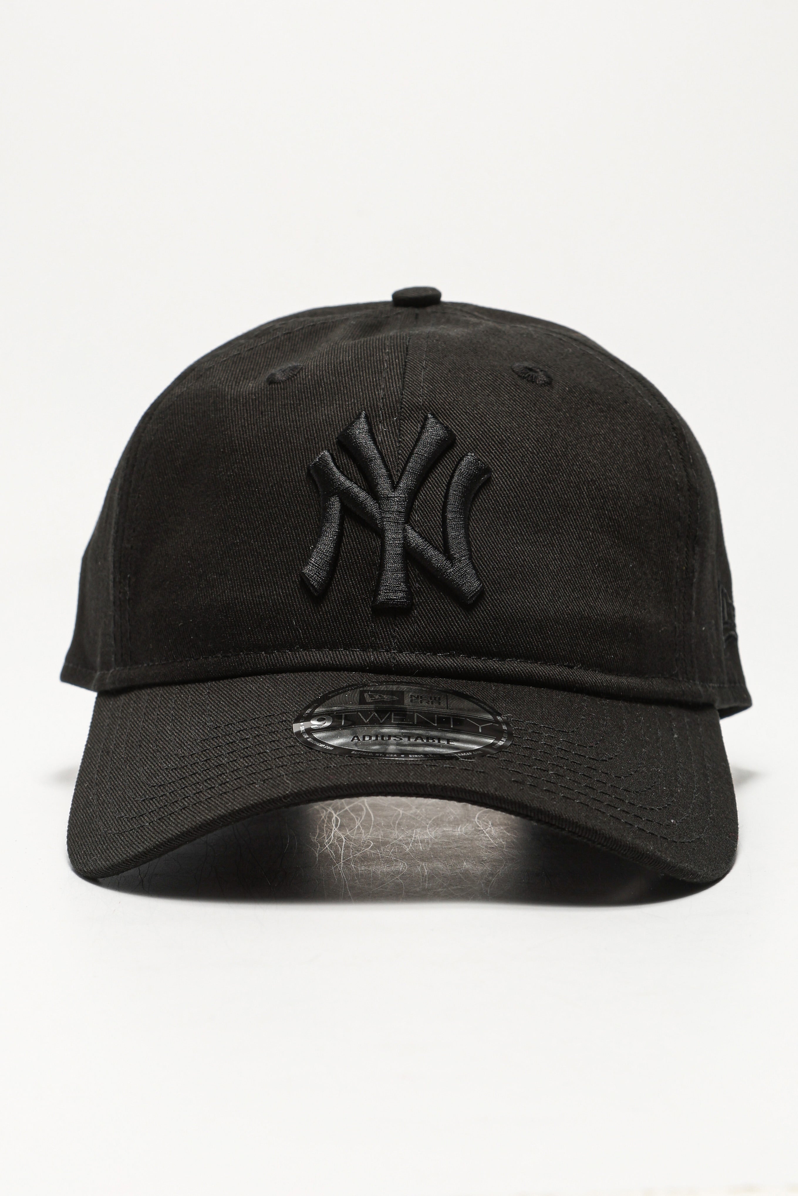 9Twenty Cap / Strapback - Black